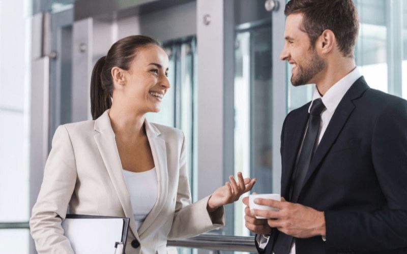 Luyện nói tiếng Anh khi đi làm
