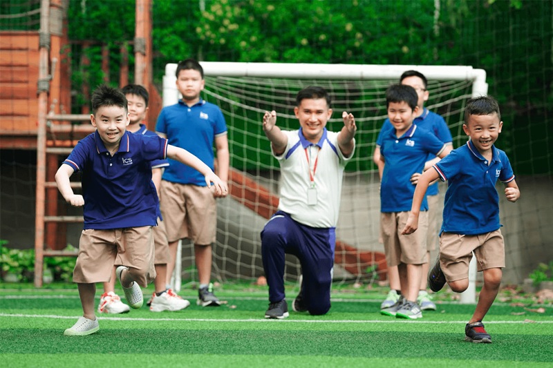 Đánh giá cơ sở vật chất và môi trường học tập