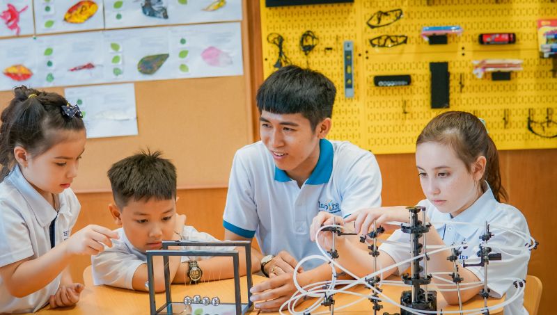 chương trình học và phương pháp dạy