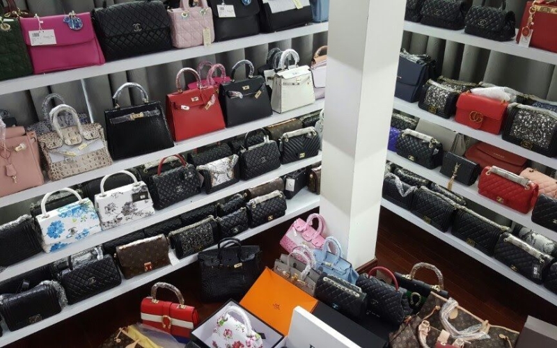 ưu điểm kinh doanh hàng siêu cấp